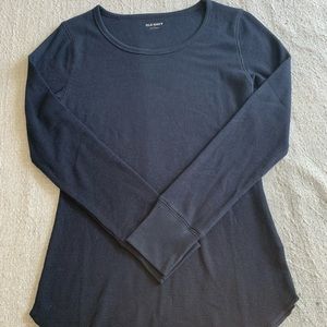 Old Navy, dark blue long sleeve tee, size S